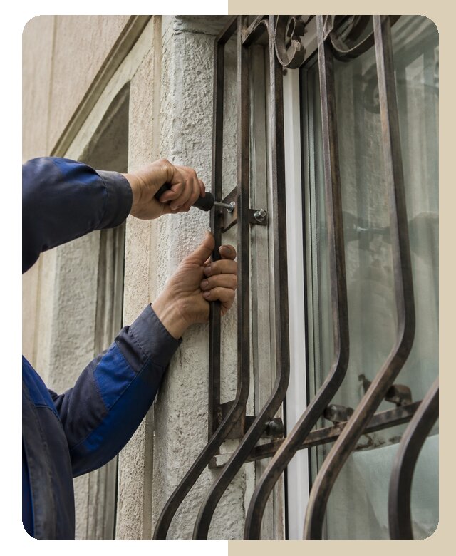 Замена петель решетки в Махачкале по цене от 2589 р. | ДвериЛегко-Мхч